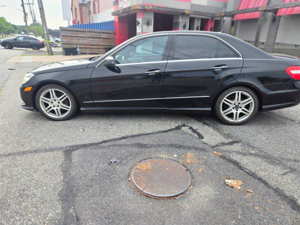 2010 Mercedes-Benz E class, Mercedes-Benz E350 - $8,50063654708368385124