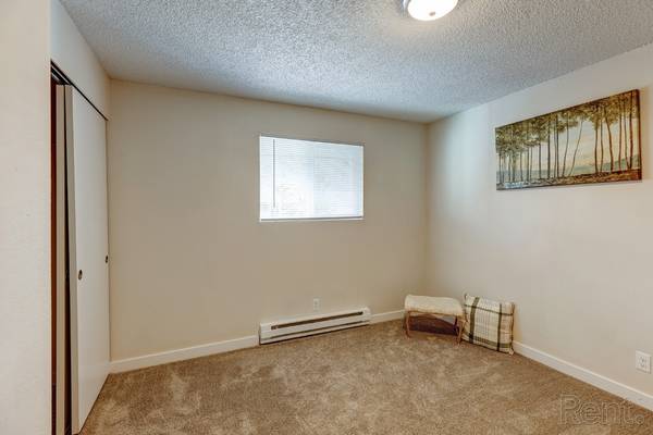 $1,950 / 2br - 854ft2 - Lavaplatos, Se permite fumar en las instalaciones, Acceso a Internet (19800 50th Ave W, Lynnwood, WA)63870756820739124