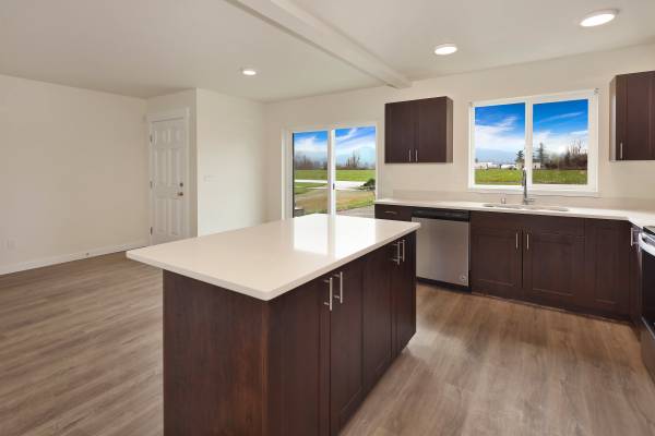 $1,775 / 3br - 1200ft2 - 3-Bedroom Unit Available for Rent in Sumas! (Sumas)63935190338947124