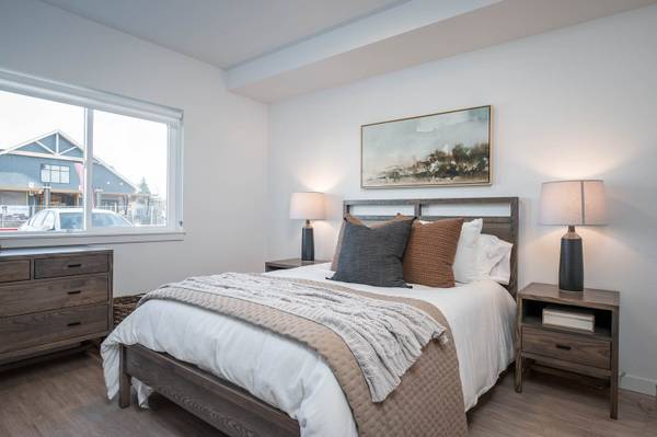$1,483 / 1br - 602ft2 - Make yourself at home! Beautiful 1 bed, 1 bath in Wood Village (Wood Village - 5 minute drive from 1,000 Acre Dog Park)63672671314817123