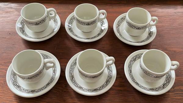English Porcelain Tea Cups & Saucers by Duraline Co 1