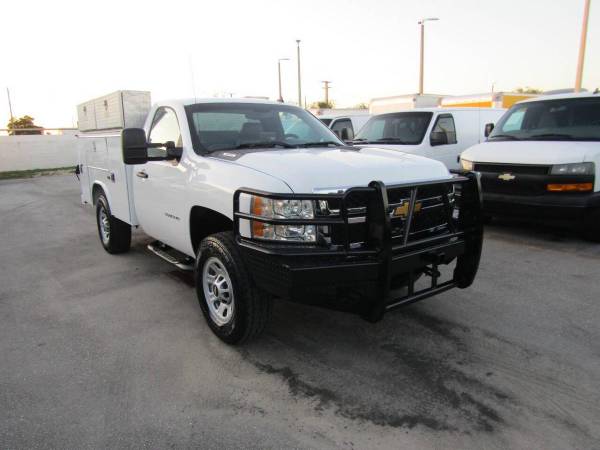 2013 Chevrolet Silverado 3500HD - Photo 4