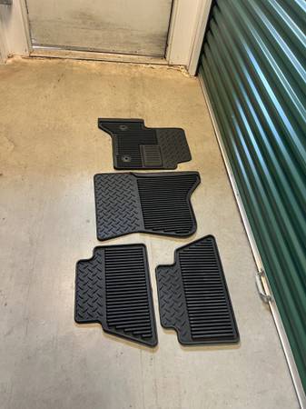 Original GM floor mats for 2015 crew cab Silverado 1