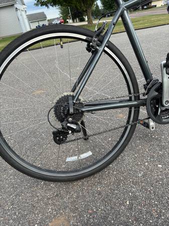 yuki　trek fx1 keeper FX 1 Gen 4 (2024) - Trek Bikes UAE