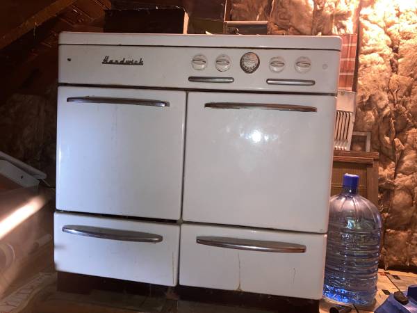 Antique Hardwick Combo cooking and heating range BO 1