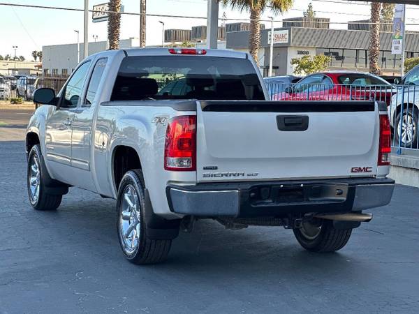 2011 GMC Sierra 1500 4X4 - $12,99563619609817731124