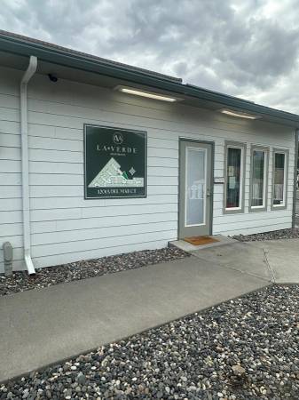 $1,190 / 1br - 735ft2 - Ideal 1 BR, Private Off-Leash Dog Park, 24-Hour Laundry63697245694721122