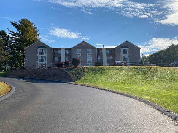 $2,450 / 2br - 1250ft2 - Nashua 2 Bedroom, 2 Full bath Condo for rent (Nashua)63931787544194120