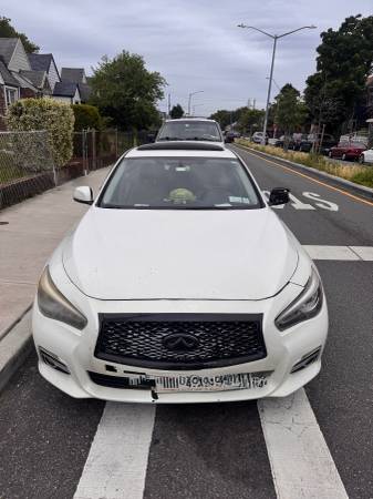 White Infiniti Q50s - $9,100 (Jamaica)63614439961217120