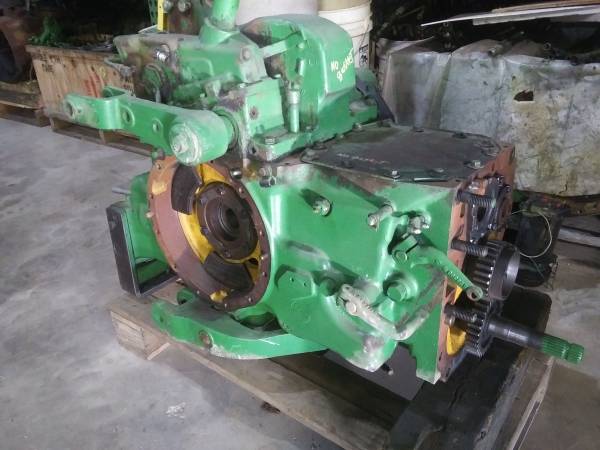 John Deere 4020 Transmission Rear End JD parts 4010 3020 3010 4520 1