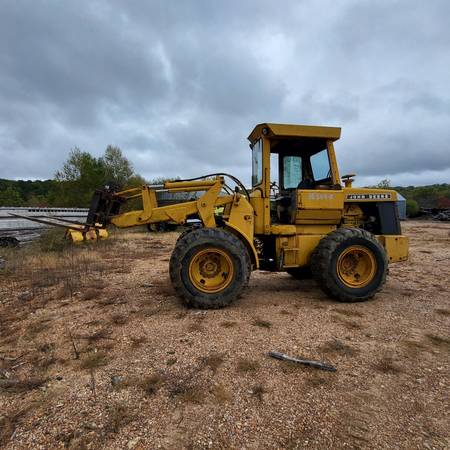 544 John Deere, wheel loader 1