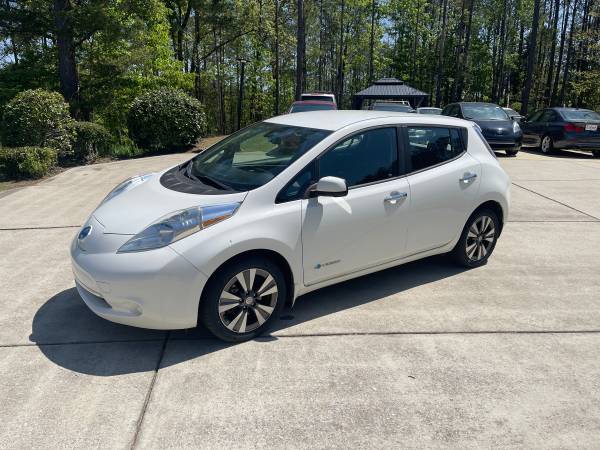 2015 Nissan Leaf ELECTRIC CAR - $5,500 (CALERA)63622051900545120