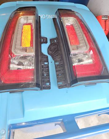 Yukon rear brake lights 1