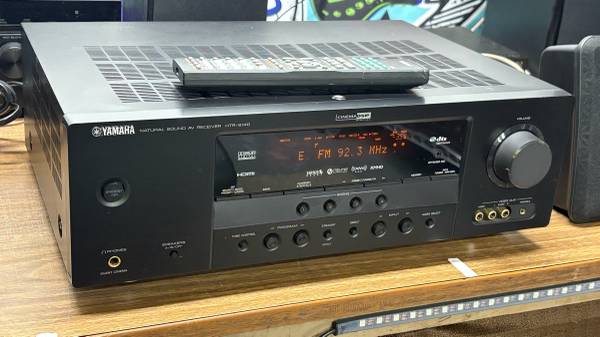Yamaha Surround Receiver 5.1 - HTR-6140 1