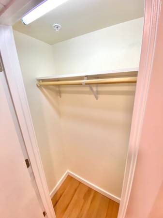 $1,295 / 298ft2 - Studio with Prime Location & Parking in Capitol Hill - Austin Apts (Seattle)63910063531523123