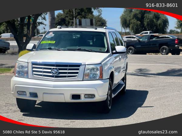 2004 Cadillac Escalade ESV - ¡Financiamiento disponible! - $8999.0063470898560387122