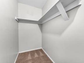 $825 / 2br - 865ft2 - There’s So Much Room For Activities! (2040 Glass Rd NE, Cedar Rapids, IA)63942847480322123