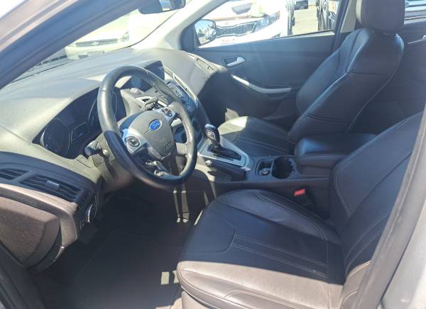 2014 Ford Focus Se Hatchback >>>$500 de enganche<<< - $4,500 (Sacramento)63654703914371123
