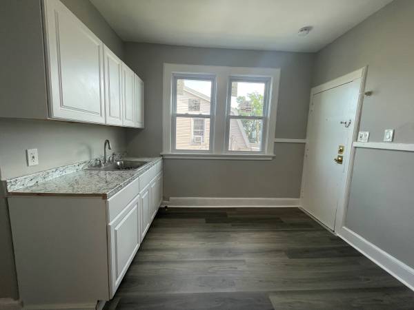 $2,150 / 3br - ¡Nuevo de 3 habitaciones, sin tarifa de solicitud!63676239520003122