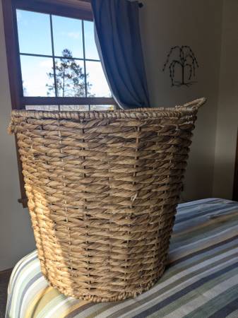 Large basket 1