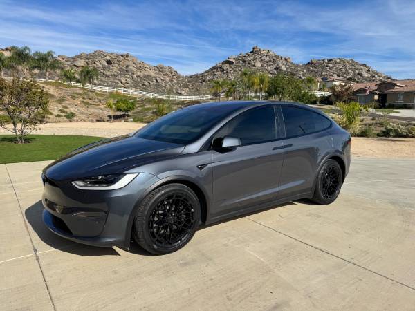 2022 tesla model x 7 seats 39k miles 1