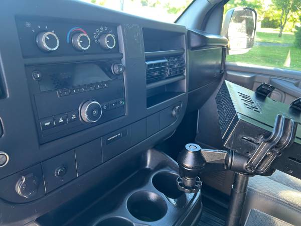 2008 Chevrolet Express 1500 AWD - Photo 10