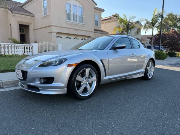 2004 Mazda RX8, manual de 6 velocidades, 1 dueño, guardado en garaje, bajos kilómetros, en perfecto estado - $5.900 (San José)63438786932993121