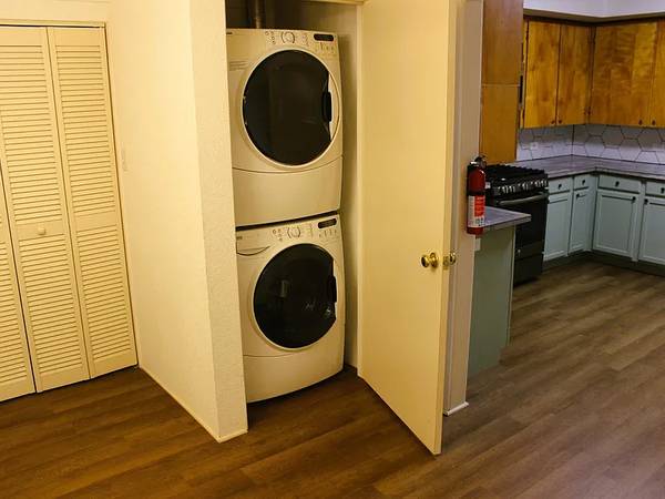 $2,000 / 3br - 2000ft2 - $2,000 - Casa de 3 dormitorios y 2 baños en Española con excelentes comodidades63659850238467123