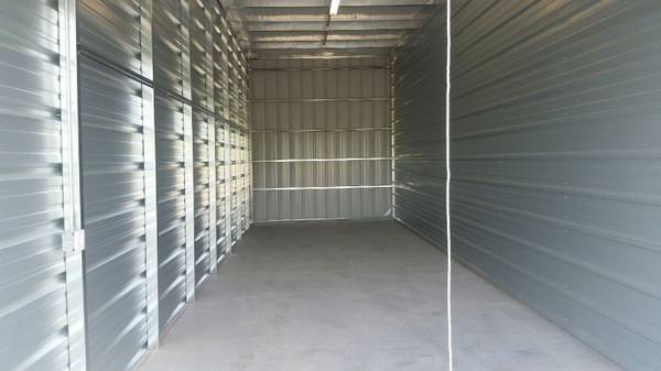 $329 / 480ft2 - Unidades de almacenamiento individual 12x40 (I-96 y M-104)63744212127745122