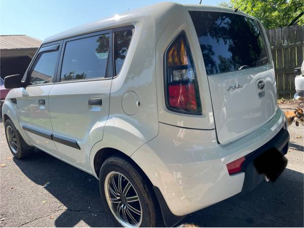 2010 Kia Soul - $4,000 (Madisonville)63625059585283124