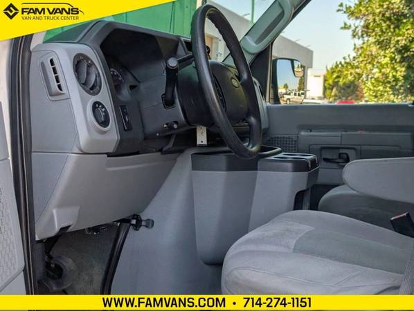 2013 Ford Econoline E-350 Mini - Photo 14