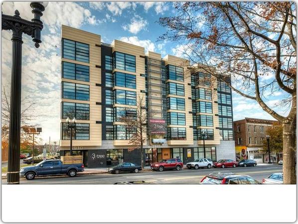 $1,903 / 2br - 850ft2 - Every view will blow you away! Spectacular high-rise living! (Washington - 1 min Georgia Ave Station)63895918700034122