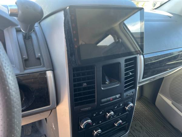 2010 dodge gran caravan stx for sale - $3,000 (kendall)63479792063105121