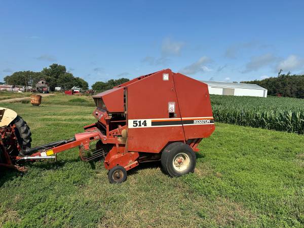 Round baler 1