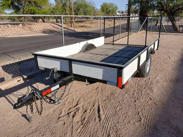Trailer 5' W x 10' L 1