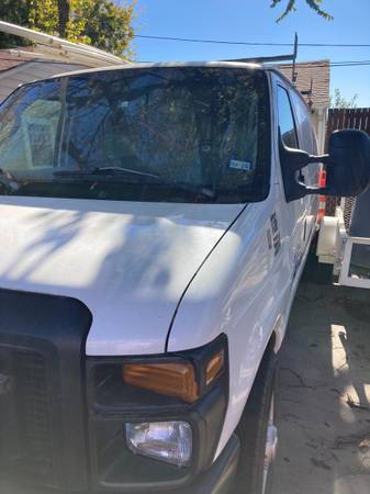 2008 Ford E250 Cargo Van 1