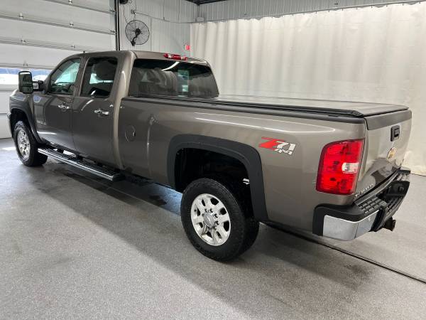 2011 Chevrolet Silverado 3500HD LTZ - Photo 6