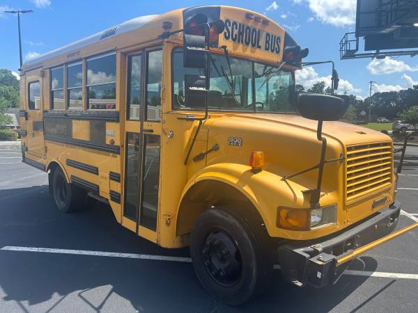 2002 International 7.3 Turbo Diesel Handicap Short Bus Funciona GENIAL ! - $5,700 (Hiram)63620450435075120