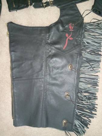 Vintage Protech Ladies Leather Motorcycle Suede Roses Chaps Sz XS 1
