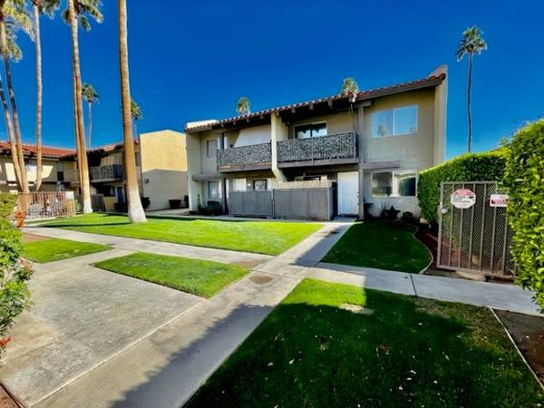 $1,895 / 2br - Ask About Free Rent – Remodeled 2 Bedroom La Quinta (la quinta, palm desert, indio, bermuda dunes)63686191904769124