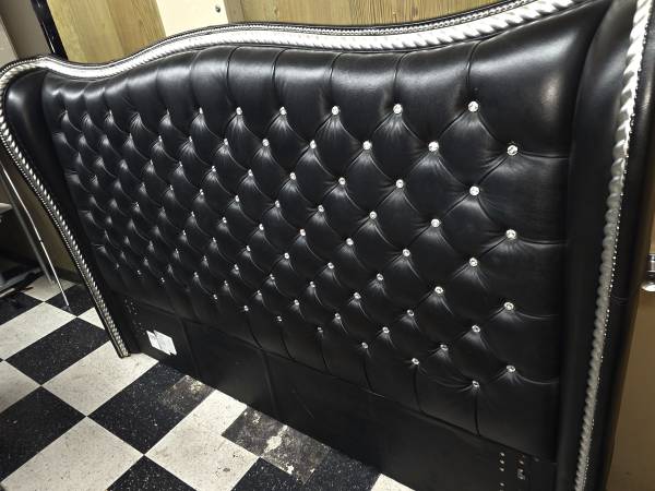 Headboard 1