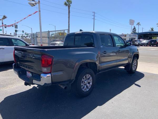 2018 Toyota Tacoma double cab - Photo 3
