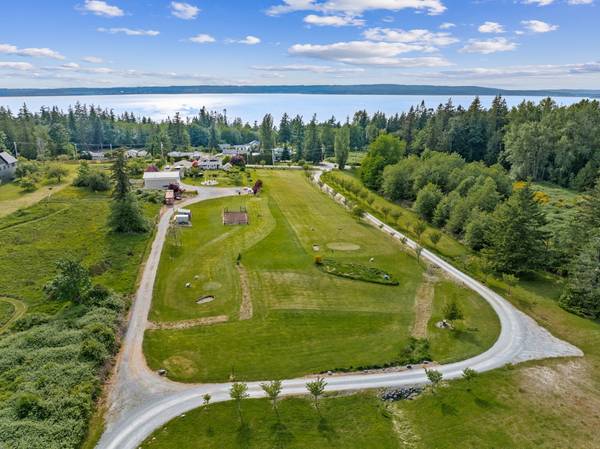 $995,000 / 3br - 3530ft2 - NEW PRICE! Ultimate Entertainer’s Estate on 5 Private Acres! (Stanwood)63612021107203123