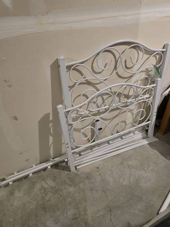 Twin bed frame 1