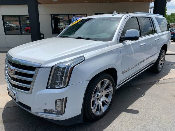 2016 Cadillac Escalade ESV Premium 4WD/Clean Title & Carfax - $22,999 (Englewood)63493357675011122