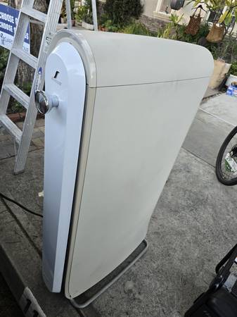 Swash-Dry cleaning machine 1
