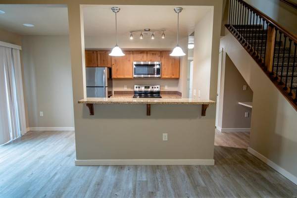 $1,835 / 2br - 880ft2 - Sophistication & Style in Boise - Your Dream Townhome (Boise)63981528977410120