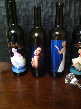 6 Marilyn Monroe wine bottles-labels perfect 1