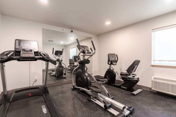 $1,414 / 2hab - Edificio con Ascensor, Ascensor, Centro de Negocios (611 NE Bellevue Drive, Bend, OR)63839290233603120