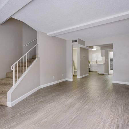 $2,020 / 3br - 1136ft2 - Stainless Steel Appliances, Pet Friendly, Pool View, W/D (Greenhaven/Pocket)63791129439363120